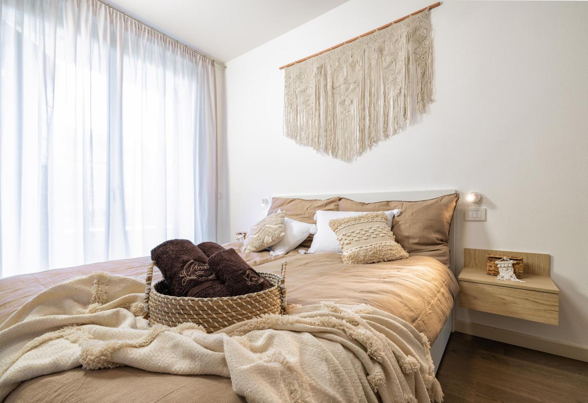Lorry Living Luxury, Bohemian Apartment Cavaion Veronese Exterior foto